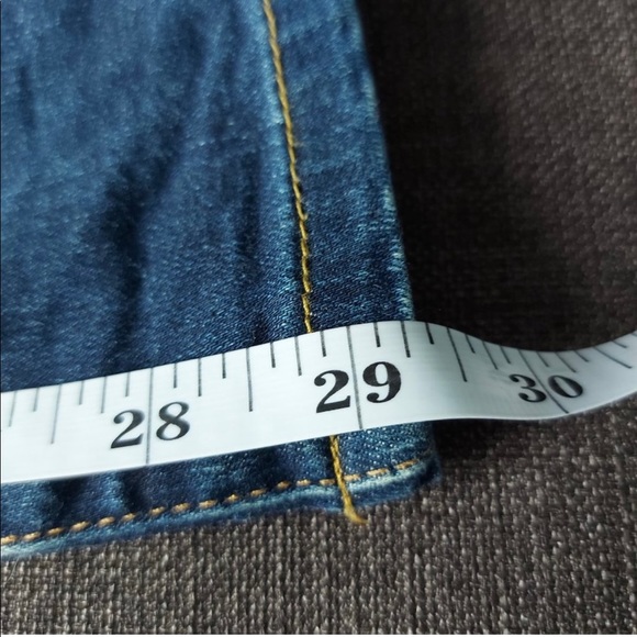 AG Adriano Goldschmied The Harper Essential Straight Jeans - Picture 11 of 11